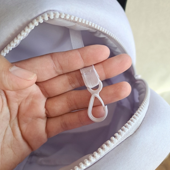 Minnie Purple Reebok Backpack - Picture 5 of 10